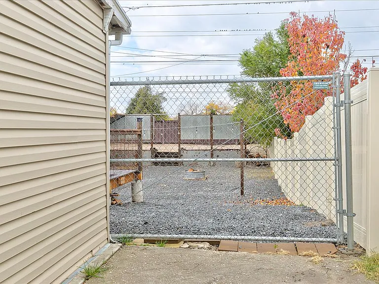 3314 S Meadowlark Dr — Photo 17