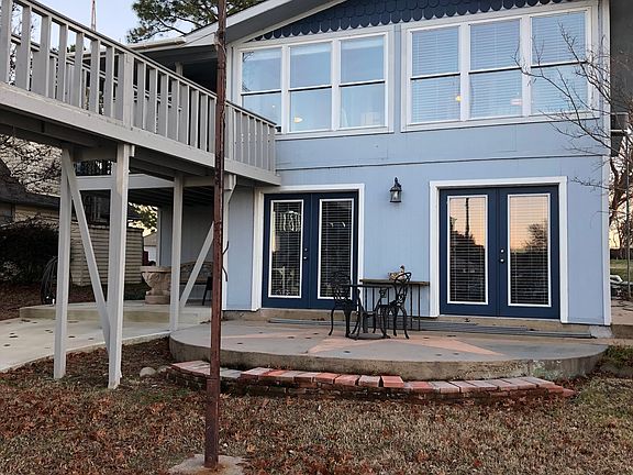 3rd image of 2116 Austins Cir