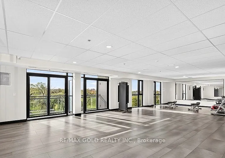 50 Herrick Ave — Photo 31