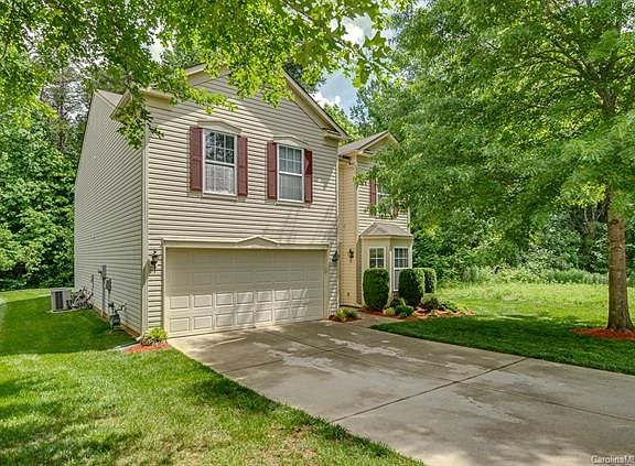 3rd image of 5213 Vanhoy Ln