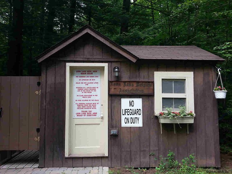 2nd image of 00 WHITE SCHOOLHOUSE Road