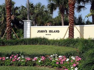 211 Live Oak Way, Indian River Shores, FL 32963