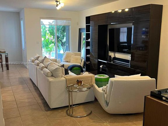 5th image of 11415 NW 74th Ter #11415