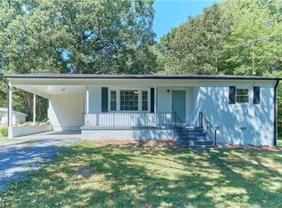 2112 Mack Rd, Asheboro, NC 27205