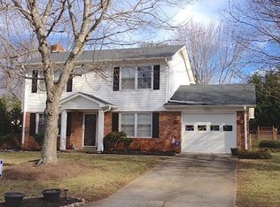 104 Norfolk Ave, Greer, SC 29650