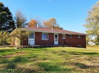 4 Fayette St, Burgettstown, PA 15021