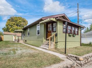 2112 Delaware St, Mishawaka, IN 46544