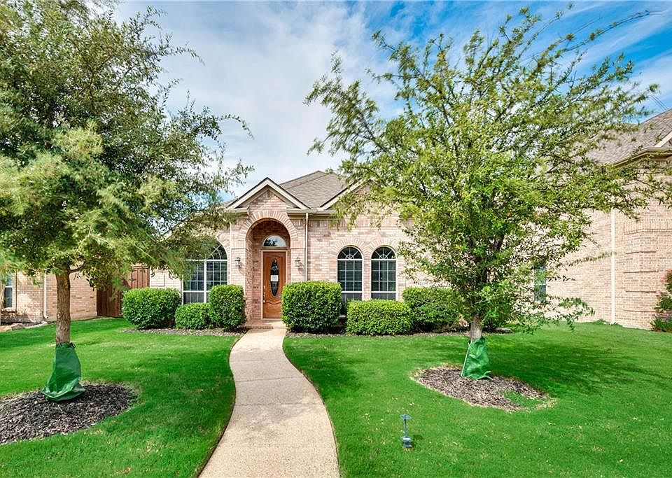 1st image of 13875 Valley Mills Dr