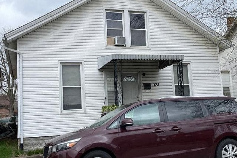 1st image of 123 S Franklin St