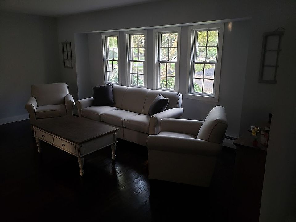 19 Dorothy Ln, Kings Park, NY 11754 Zillow