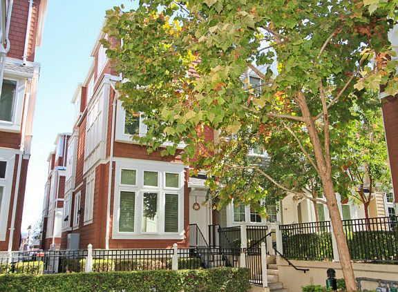 3rd image of 183 Cahill Park Dr