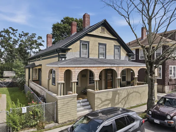164 Chestnut St, New Bedford, MA 02740
