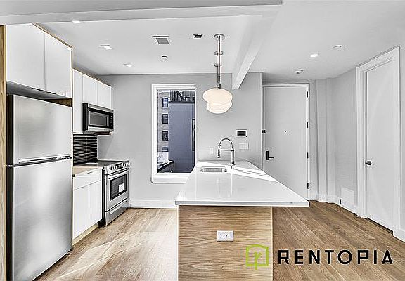 4th image of 379 S 1st St #3F