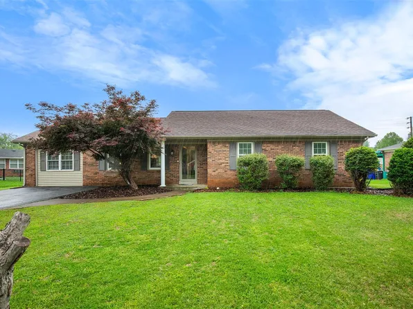 2520 Thoroughbred Dr, Bowling Green, KY 42104