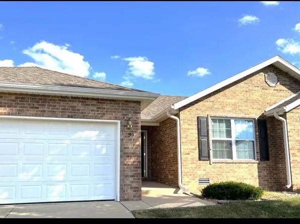 181 Amber Ave #181, Hollister, MO 65672