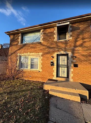 6518-6520 W Hampton Ave Photo 1