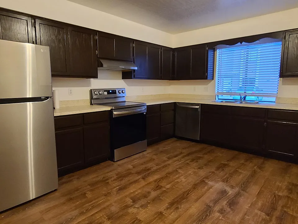 2650 E McKellips Rd #120