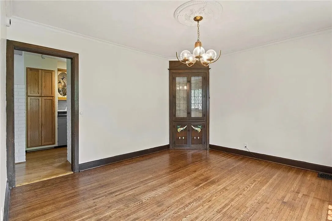 71 Brook Road - 1 — Photo 4