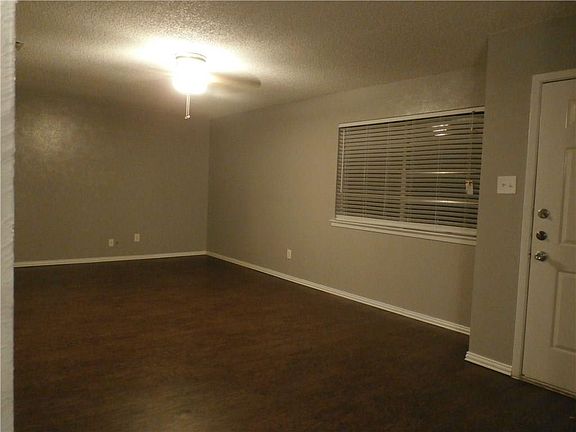 3rd image of 7328 Davis Blvd APT A