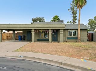 723 S Whiting Cir, Mesa, AZ 85204