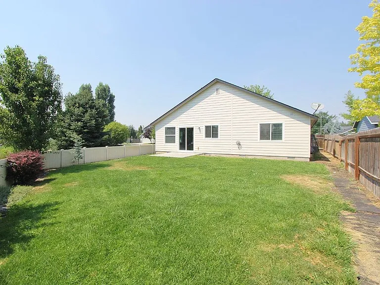 2897 W Jayton Dr — Photo 22