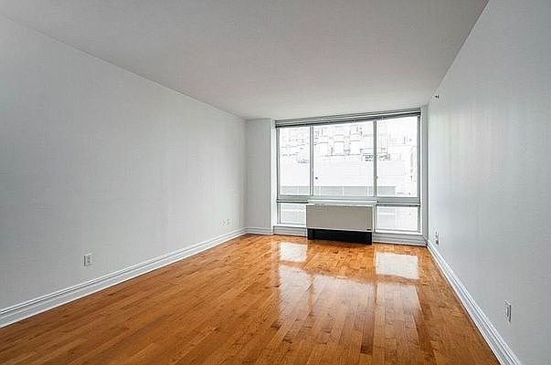 1st image of 401 E 60th St APT 7J