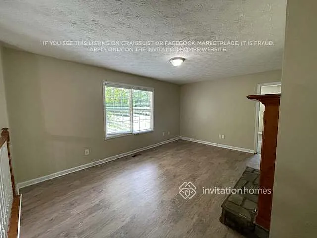 485 Senator Rd — Photo 2