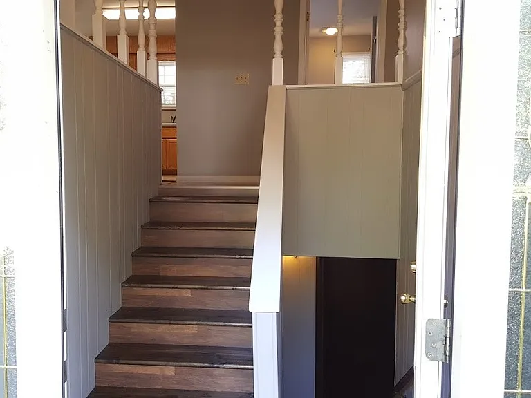 70 Veldt Ln — Photo 2