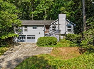 2894 McPherson Rd NE, Roswell, GA 30075