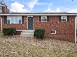 6018 Edmondson Ln, Knoxville, TN 37918
