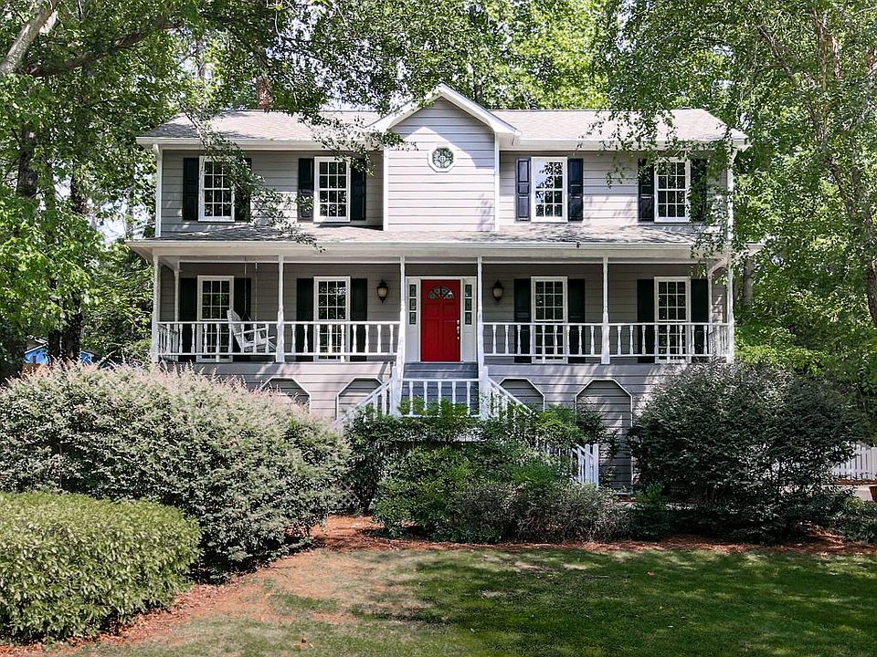1st image of 3205 Lakeridge Dr SE