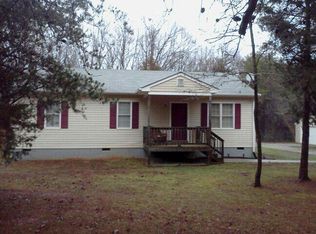 31 Cherokee Trl, Cartersville, VA 23027