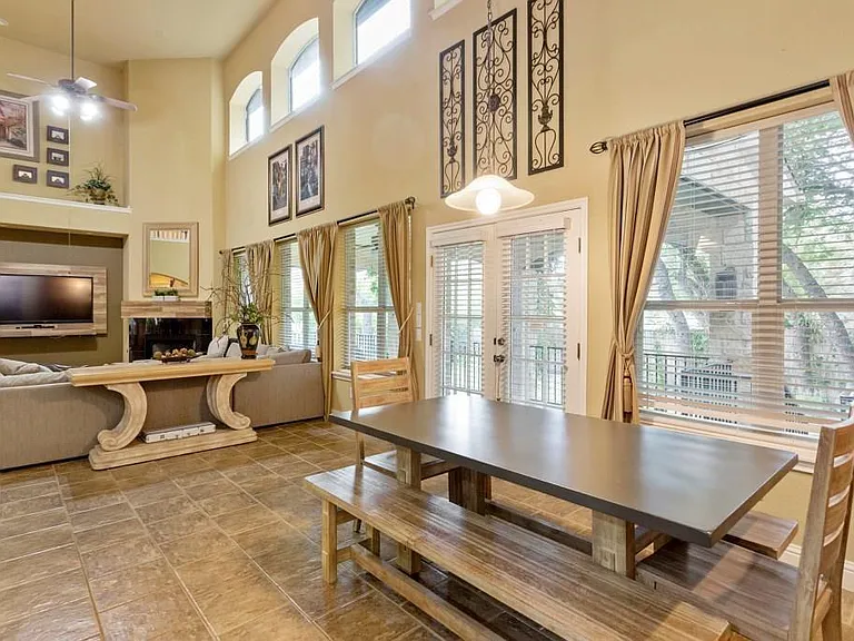 1442 River Forest Dr — Photo 18