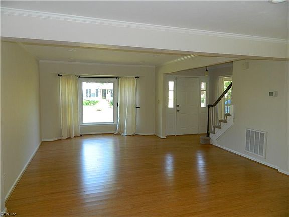 2nd image of 341 Barcelona Dr