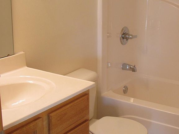 4th image of 30 Redtail Bnd APT 9