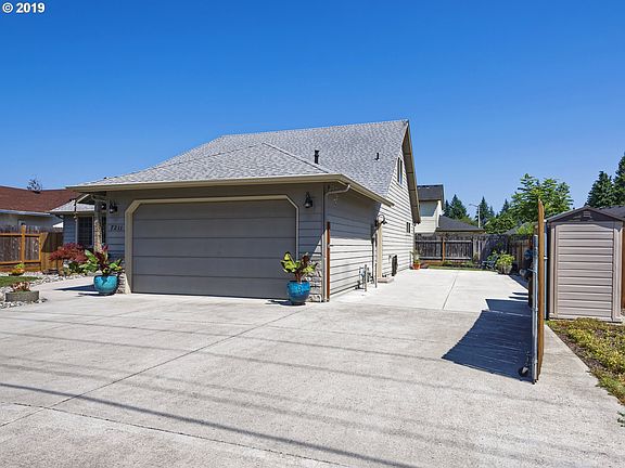 5th image of 7211 NE 107th Ave