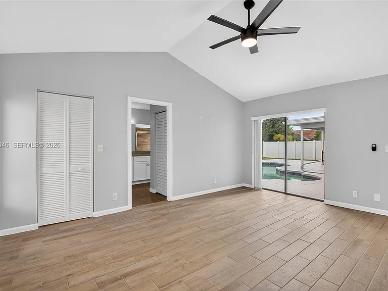 6043 Sunberry Cir — Photo 13