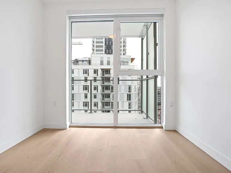 5670 Cambie St — Photo 22