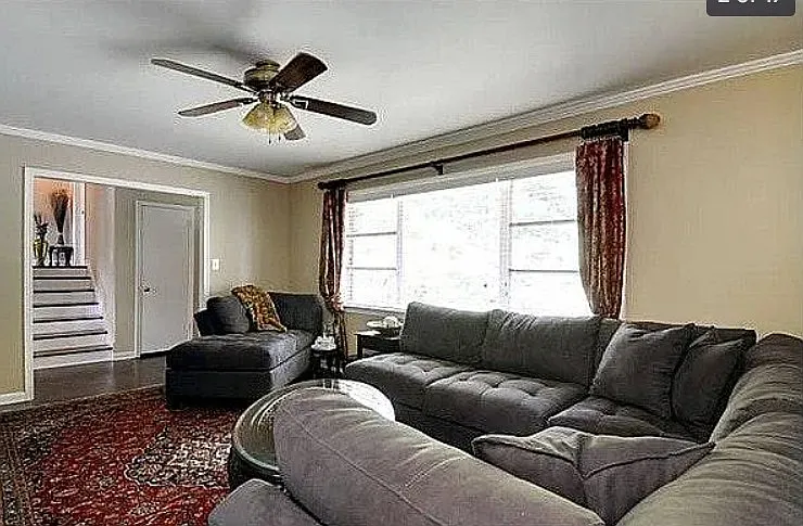 2342 Cortez Way — Photo 4