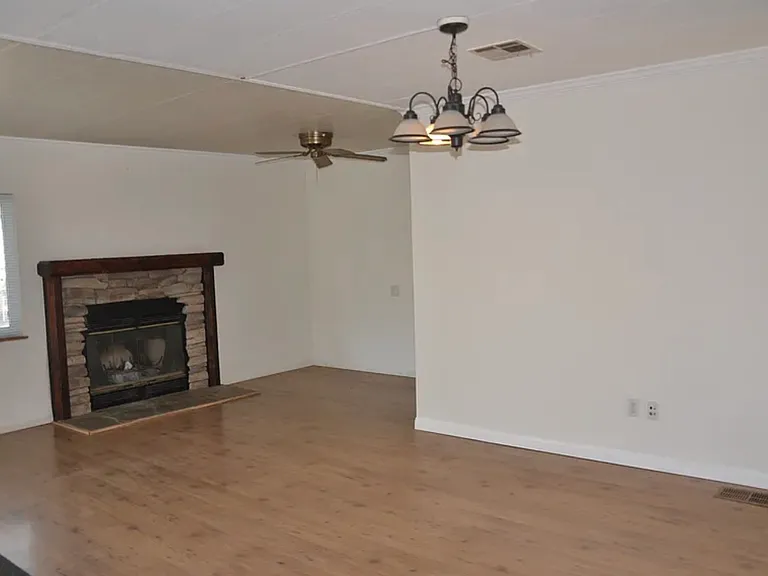 32730 Tucker Rd — Photo 12