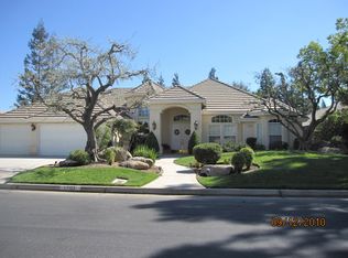 1703 E Castlebrook Dr, Fresno, CA