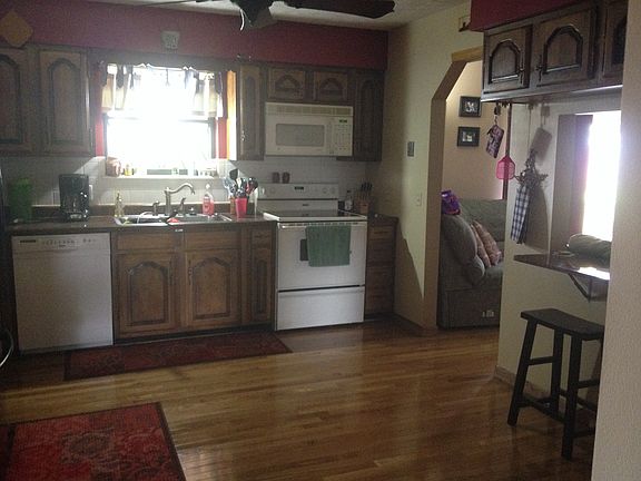 5th image of 158 Dotson Dr