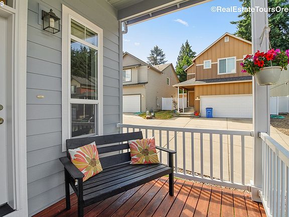 2nd image of 2405 NE 127th Pl
