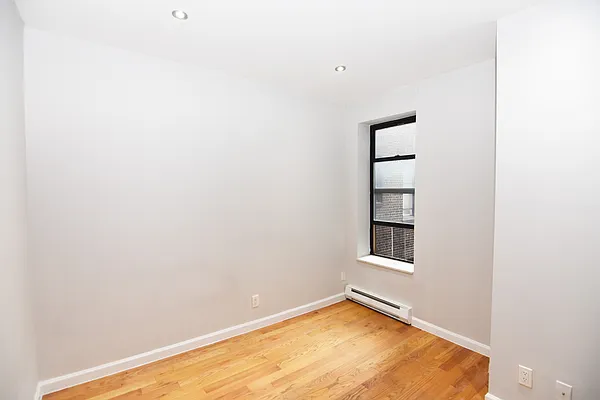 Rented by Bohemia Realty Group | media 33