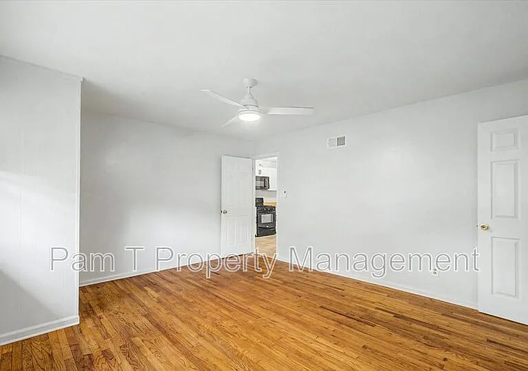 3712 Oakland Ct — Photo 16