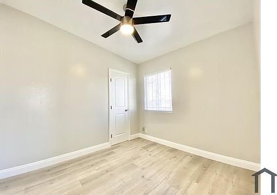 5th image of 703 W 79th St #6
