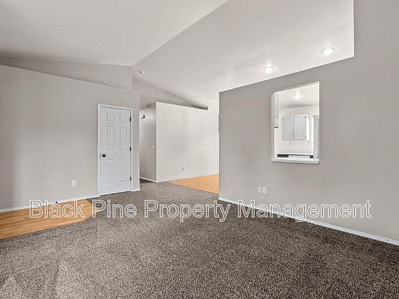 5th image of 6003 N Waterside Pl