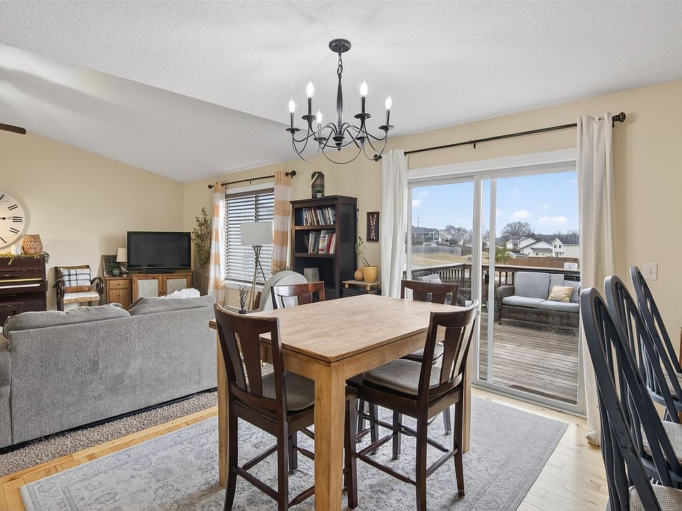 1st image of 1602 Rutherford Ct SW