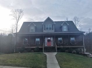 205 Stonebridge Ln NE, Cleveland, TN 37323