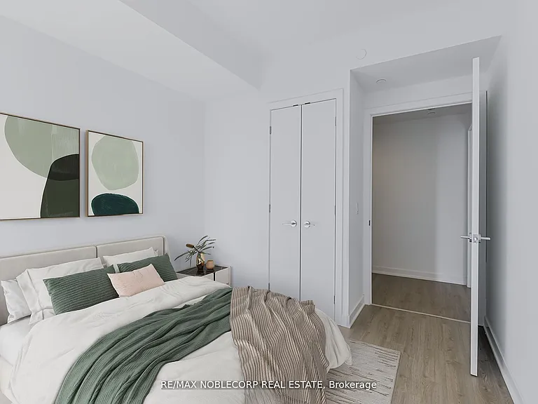 357 King St W #3409 — Photo 5